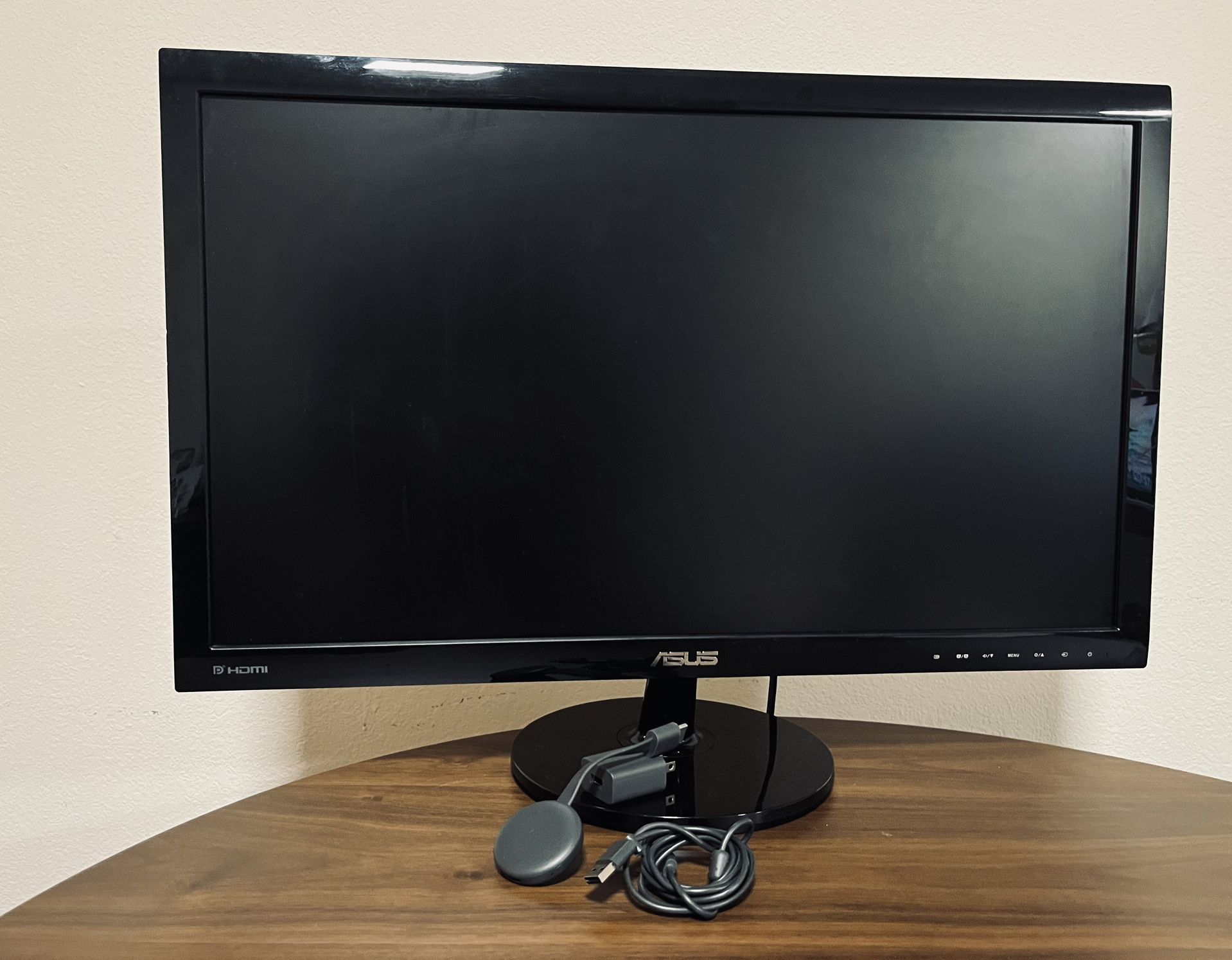 Senator Haast je Regelmatig Make small TV with 27inch Monitor And Chromecast for Sale in San Francisco,  CA - OfferUp