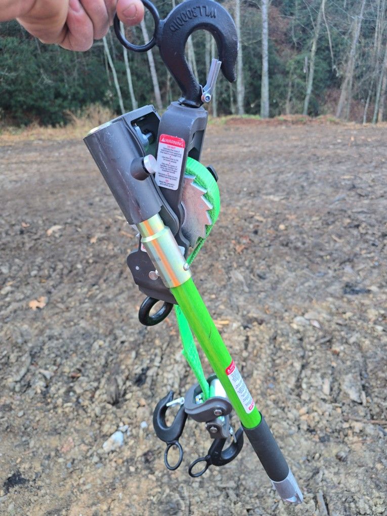 Three Hook Strap Hoist