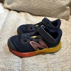 Toddler Boys New Balance Sneakers Size 7c 