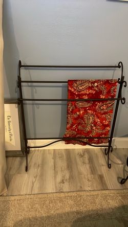 Blanket rack