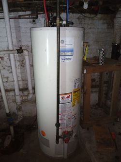 Hot water tank