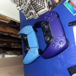 PS5 Controllers 