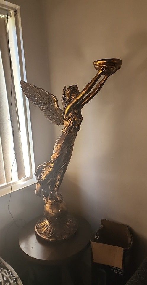 Angel  Statue
