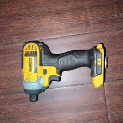 DeWALT DCF885 20V MAX Cordless 1/4 in. Impact Driver No Battery
