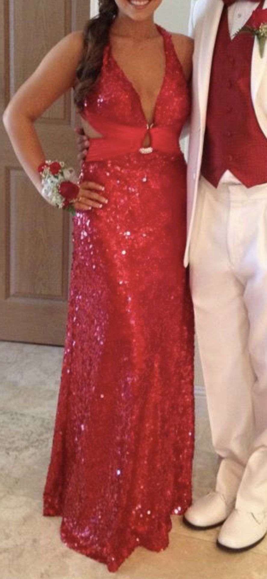 🌀💥Evening Gown/Prom Dress, Beautiful Deep Red, La Femme, fully sequined, worn once, Size 2-4, $100.00