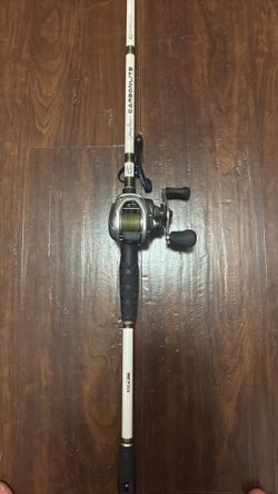 Shimano Curado 200 6:3:1 gear ratio on a Johnny Morris Carbon lite 7’6 casting rod