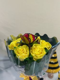 Half Dozen Handmade Ribbon Roses – Gift‑Ready Bouquet