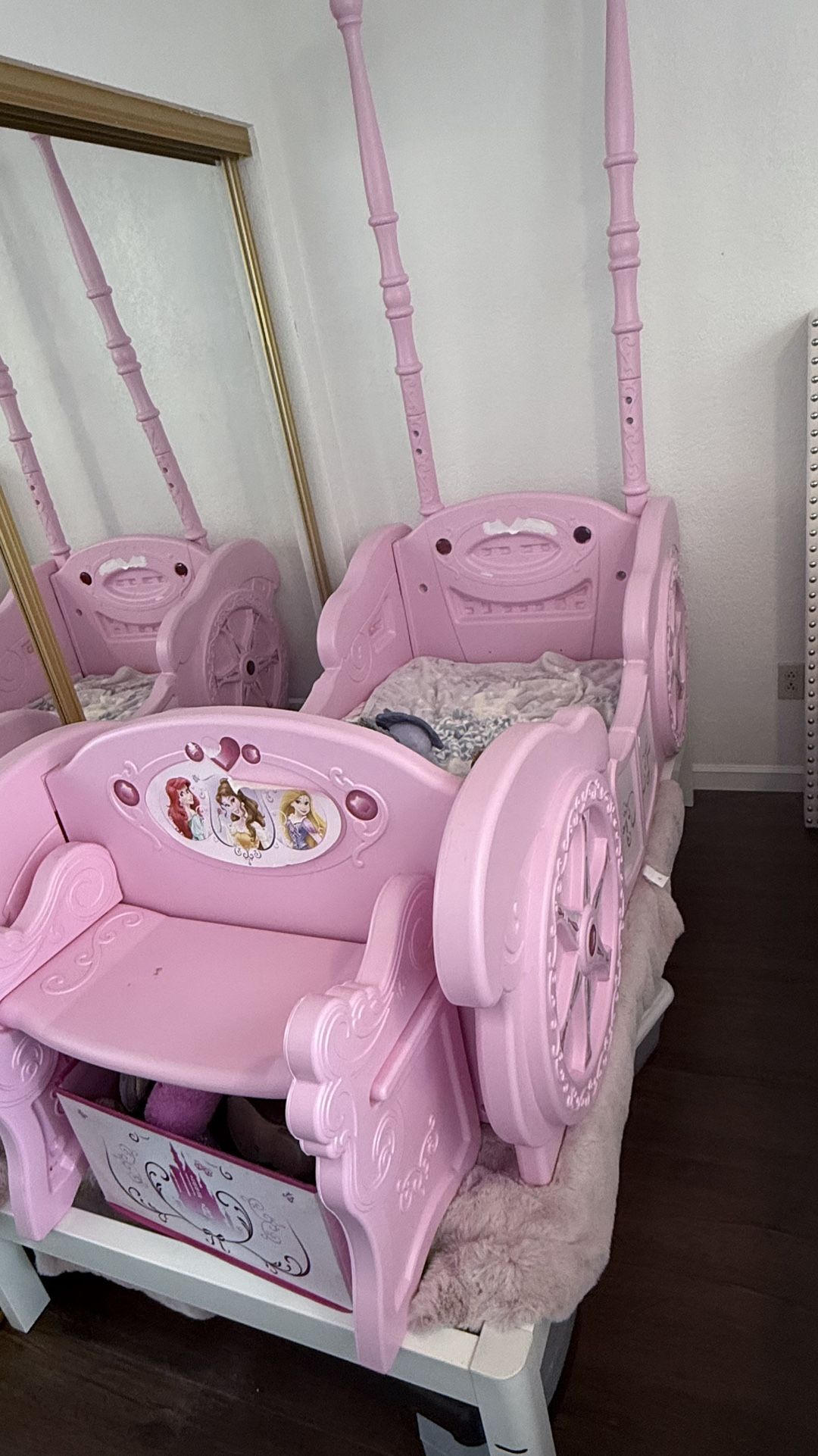 Disney Princess Carriage Convertible Toddler Bed To Twin