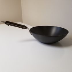 Calphalon 10 in commercial wok