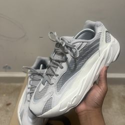 Yeezy 700