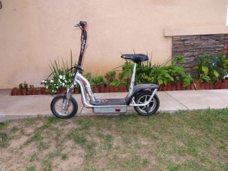 EZIP E-750 Electric Scooter Foldable