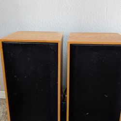 Pair Of Klipsch Speakers