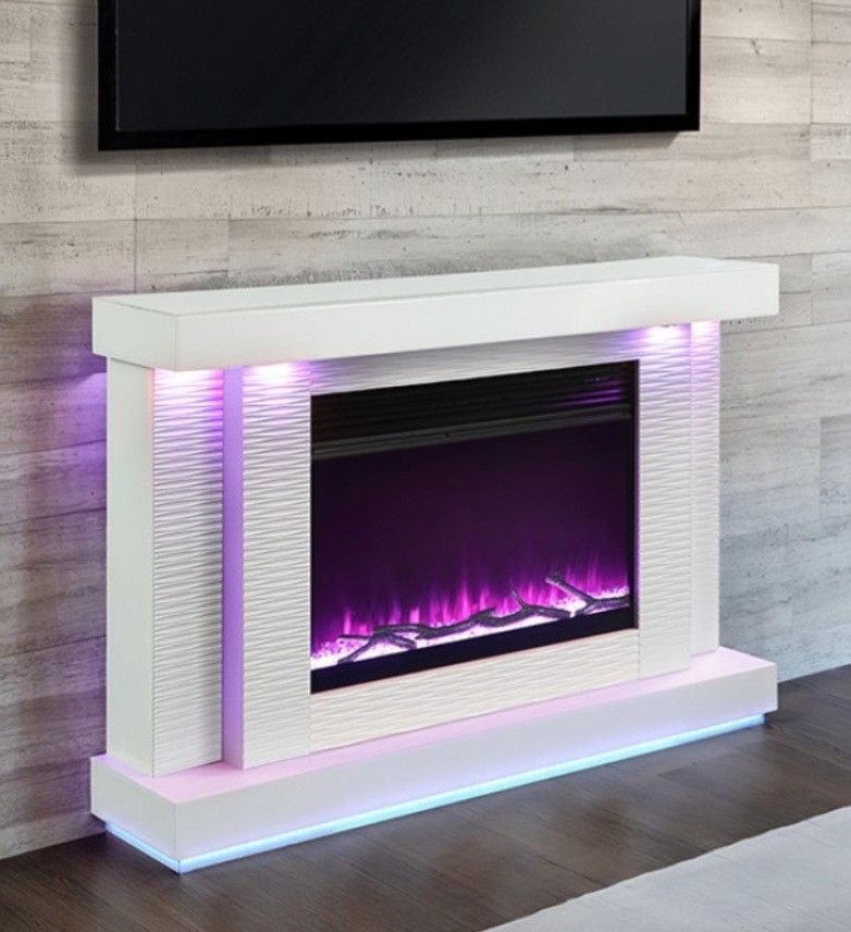 Brand New White 55'Inch TV Stand w Fireplace Simulator 