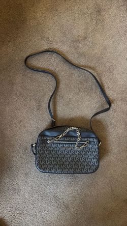 Michael kors crossbody purse