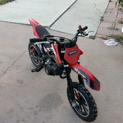 Syxmoto Dirt bike