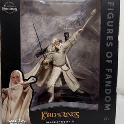 Weta Lord of the Rings Figures of Fandom Gandalf the White Statue