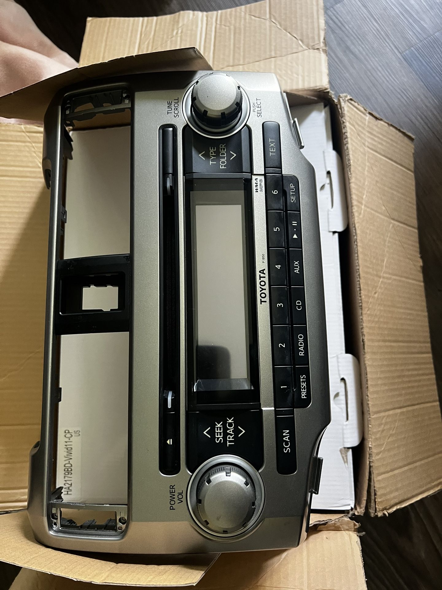 Toyota 4Runner OEM Radio AM FM Cd Player #86120-35490