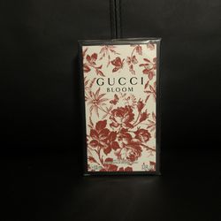 Gucci Bloom Perfume 