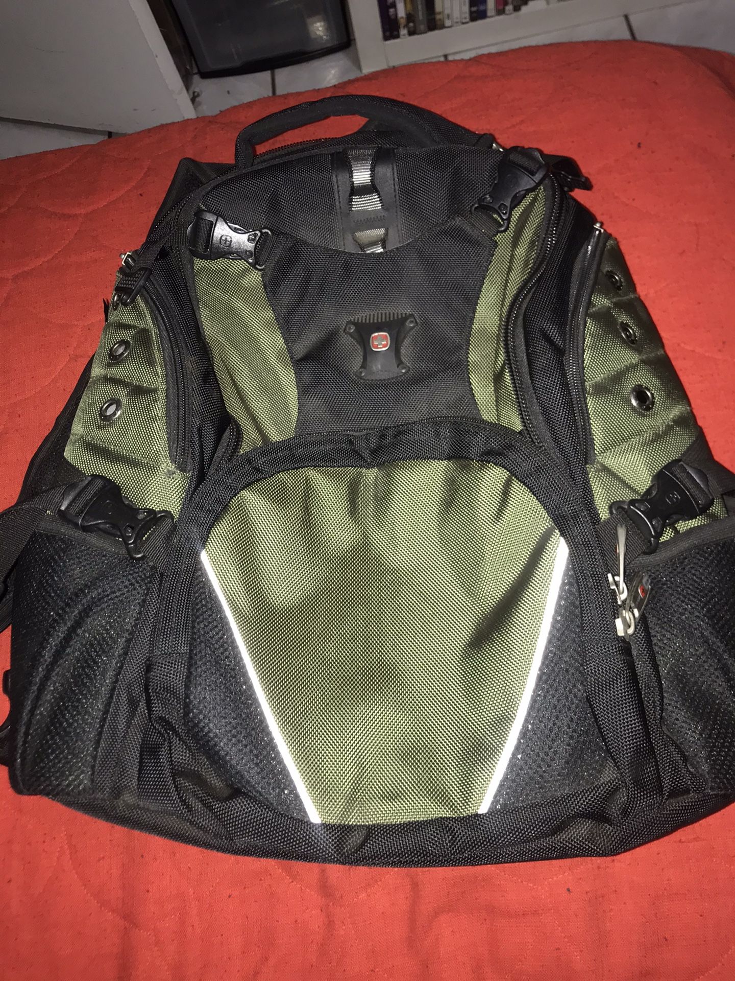 Airflow laptop backpack almost new