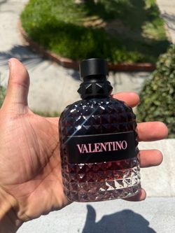 Valentino Uomo Born in Roma Intense 🔥 | Elegancia que deja huella