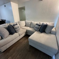 Lowder Sectional with Chaise