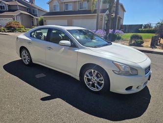 2014 Nissan Maxima