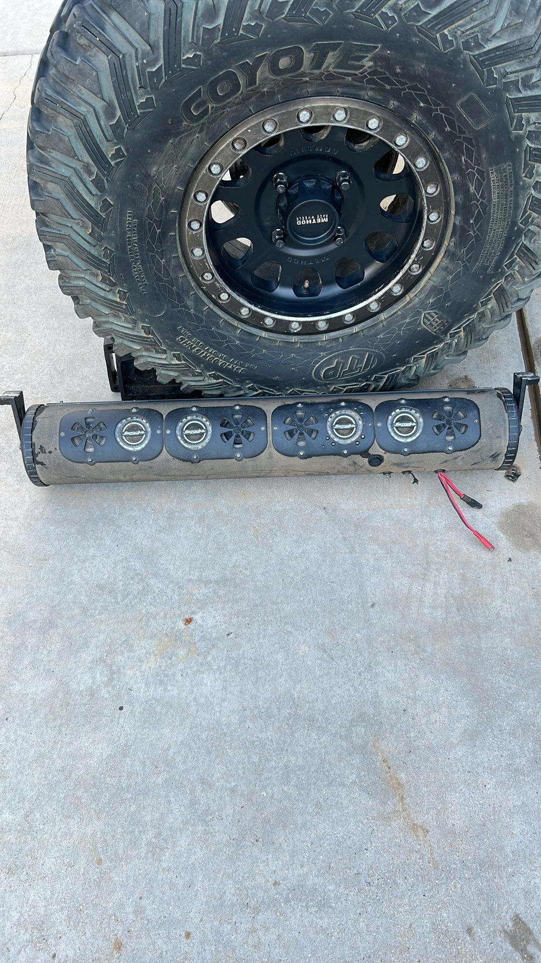 Bazooka speaker for utv