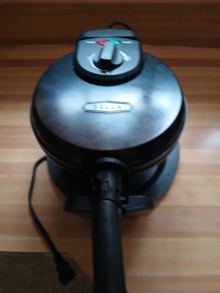 Rotating Waffle Iron
