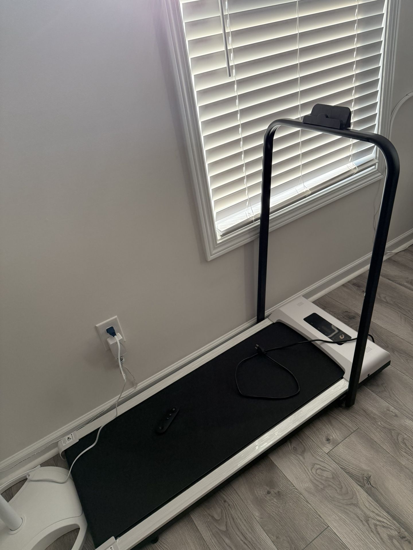 Walking Pad With Handle