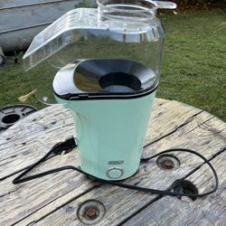 Dash Popcorn Maker