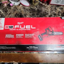 Milwaukee M18 FUEL 8 in. 18V HATCHET Pruning Saw Kit w/6Ah High Output Batt (New)