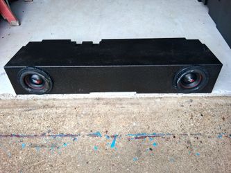 8s cerwin vega subwoofers in probox for any truck $120