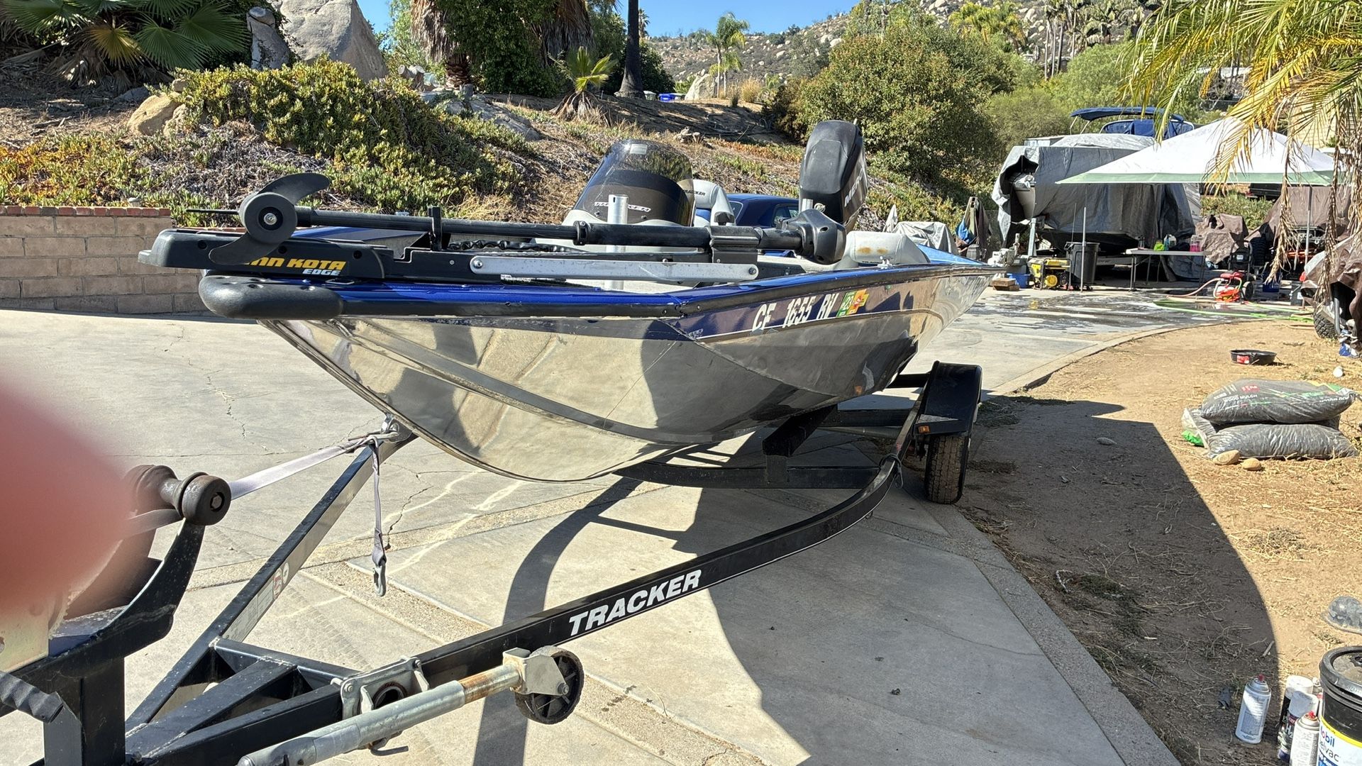 2012 Bass tracker 175
