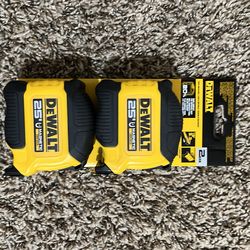 DEWALT magnetic tape measure