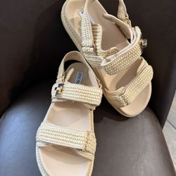 Steve Madden Platform Sandals – Size 11M – Never Worn