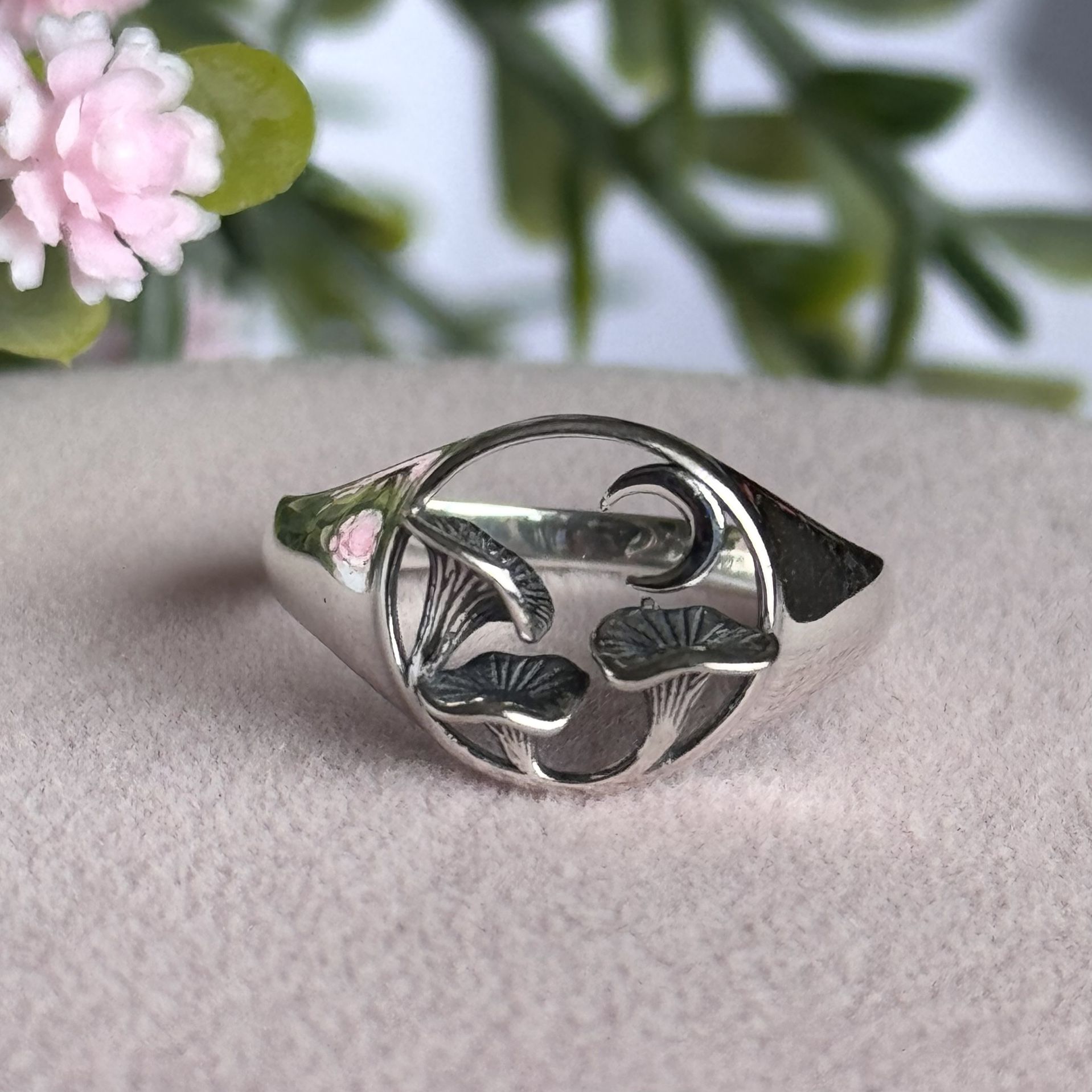 Mushroom 🍄 925 Sterling Silver Ring 💍 size 8