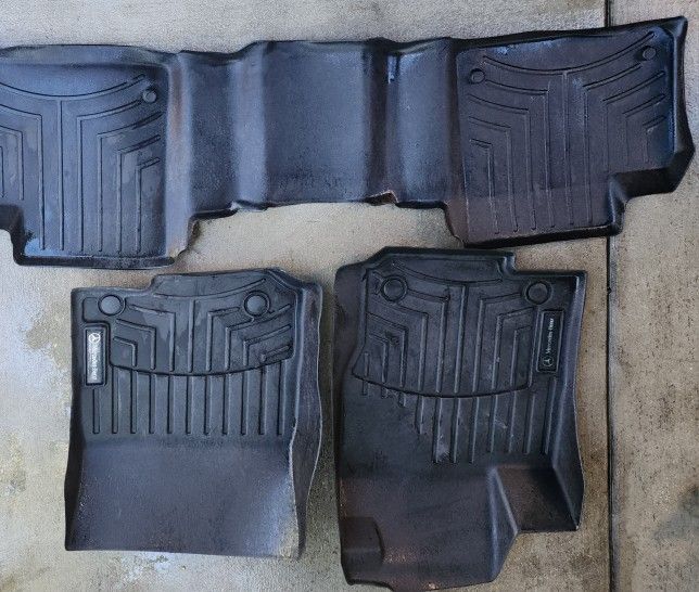 2015 Mercedes ML350 all Weather Floor Mats For only " Give me Your Best