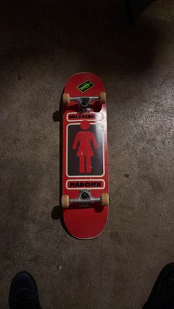 Girl Skateboard 8.5” complete