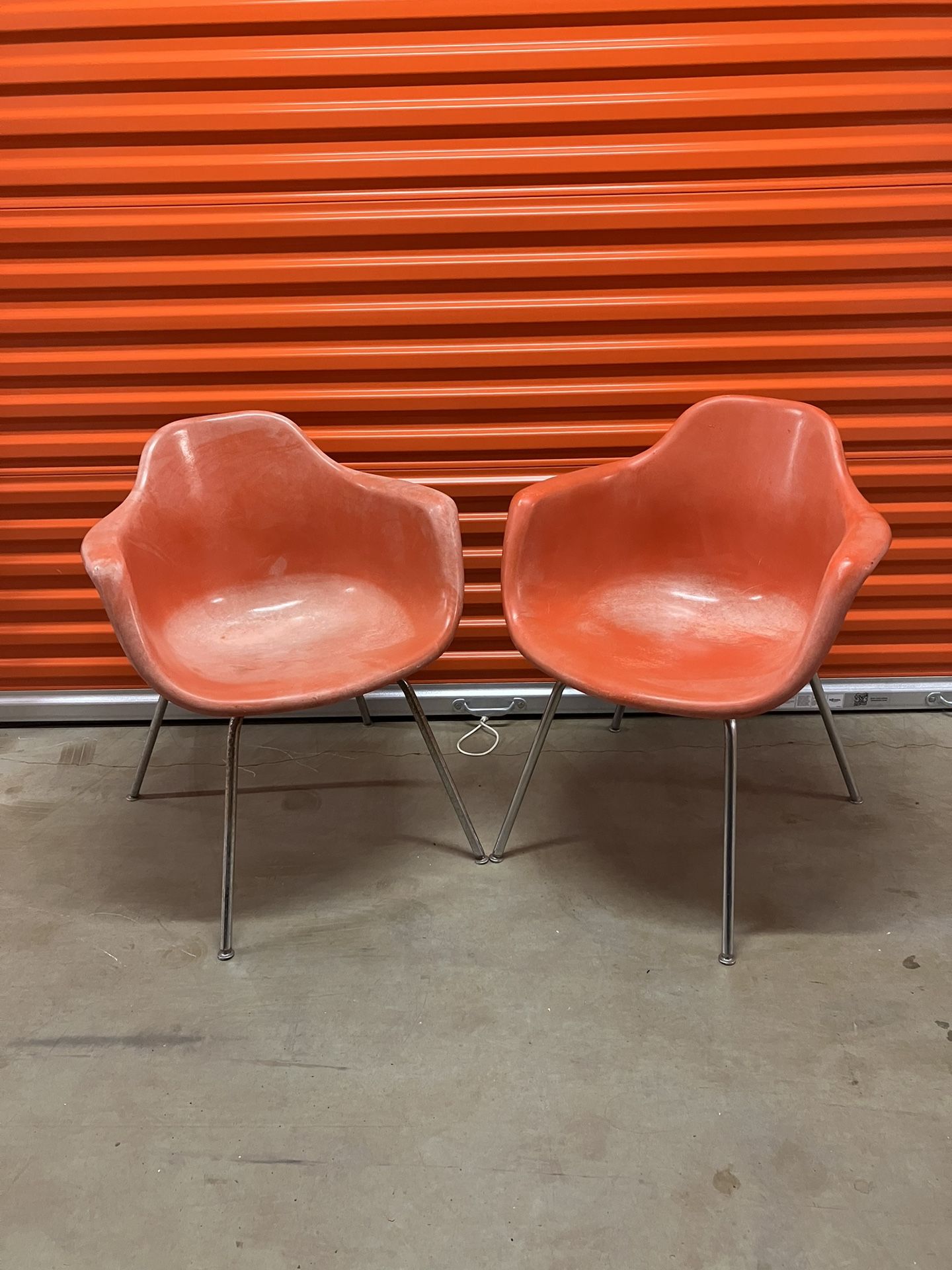 Vintage MCM Krueger Shell Chairs