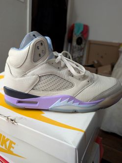 Air Jordan 5 Retro Sneakers size 8m 9.5w