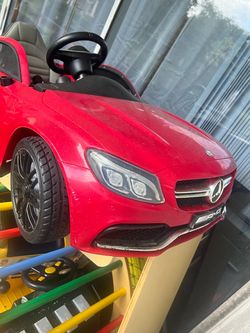 Electric red Mercedes