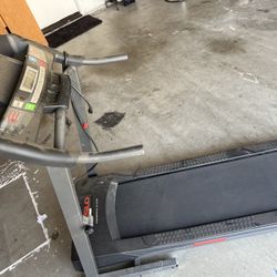 Treadmill As Seen In Picture