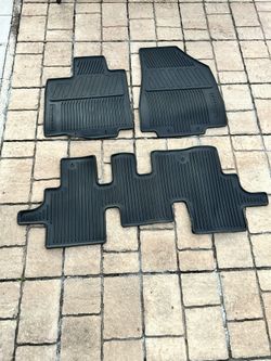 2020 Nissan pathfinder Rubber Floor Mats