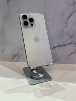 iPhone 15 Pro Max 256GB Unlocked Pre-owned