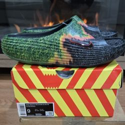 Nike ReactX Rejuven8 Slide .SWOOSH  Touch Grass Size 9