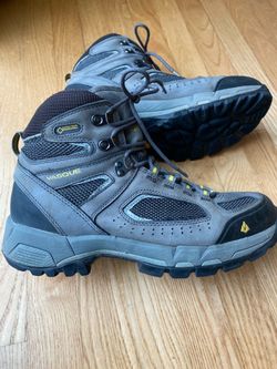 Like new Waterproof and breathable leather hiking boots men’s 11