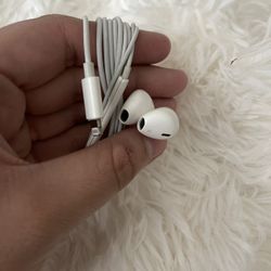 iPhone Head Phones