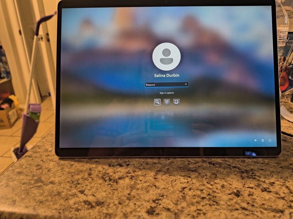 Microsoft Surface Pro 9 13 Inch