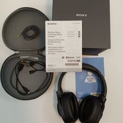 Sony Bluetooth Headphones Cancelling Noise READ DETAILS
