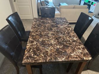 Dining room table